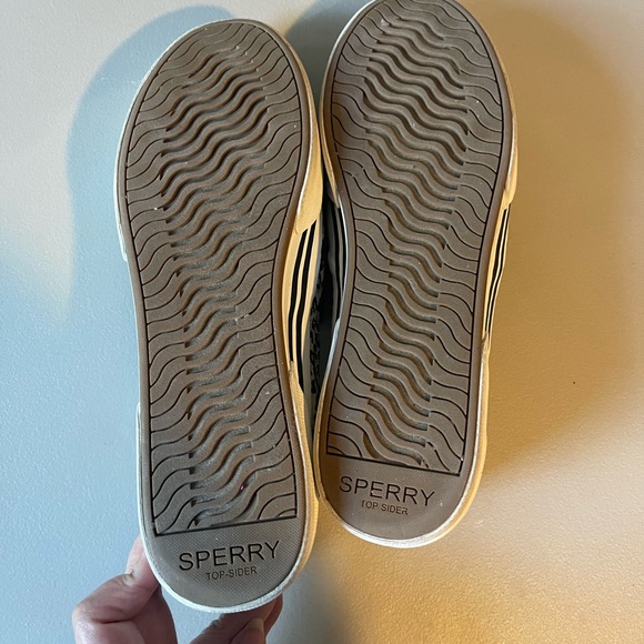 Women’s Sperry Shoes size 11 - Picture 5 of 9